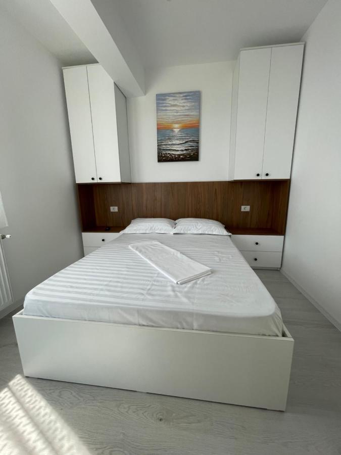 Vys Residence Mamaia Nord Неводарі Екстер'єр фото